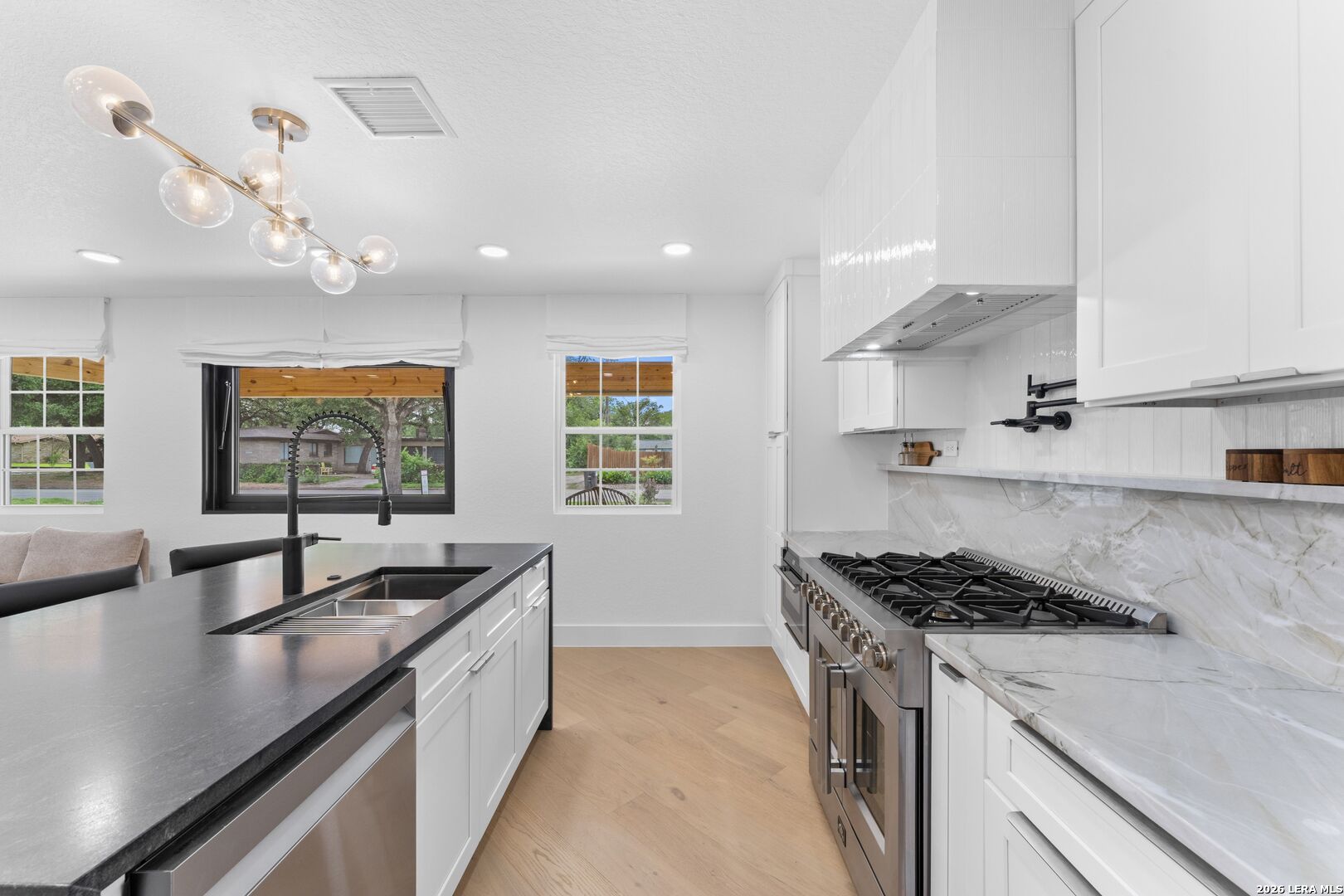 706 Kenilworth San Antonio TX 78209
