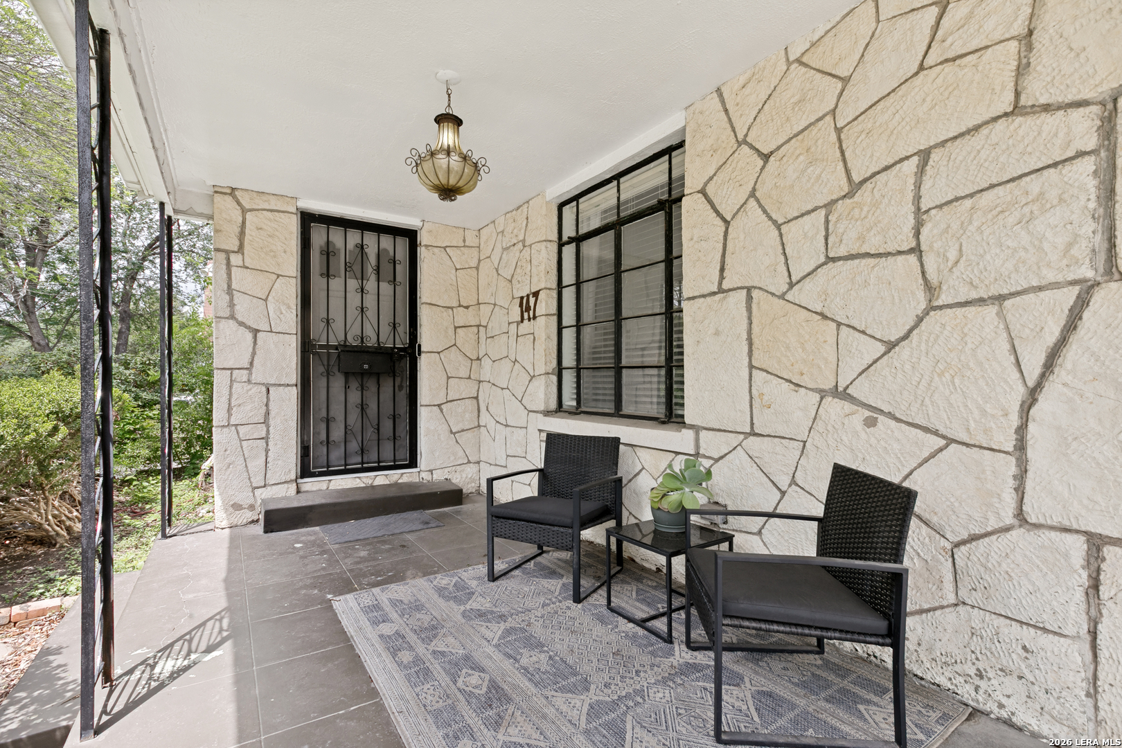147 North Drive San Antonio TX 78201