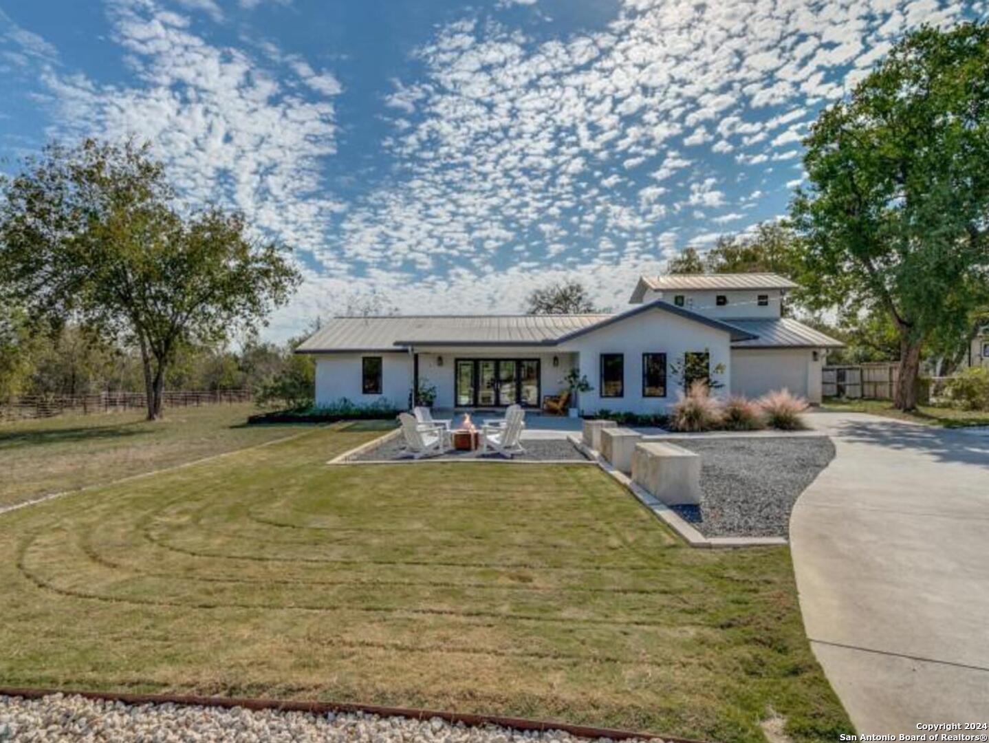 3940 Menger San Antonio TX 78259