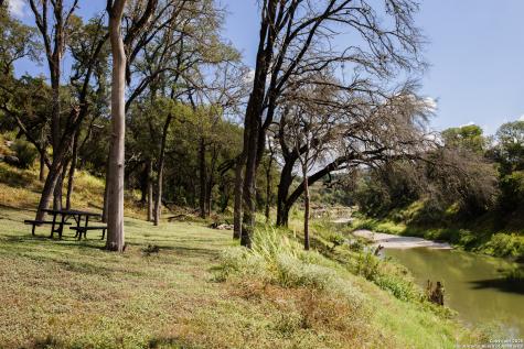 1881 Paradise Parkway Canyon Lake TX 78133