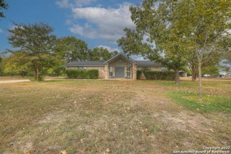 1922 Lou Ann Drive New Braunfels TX 78130