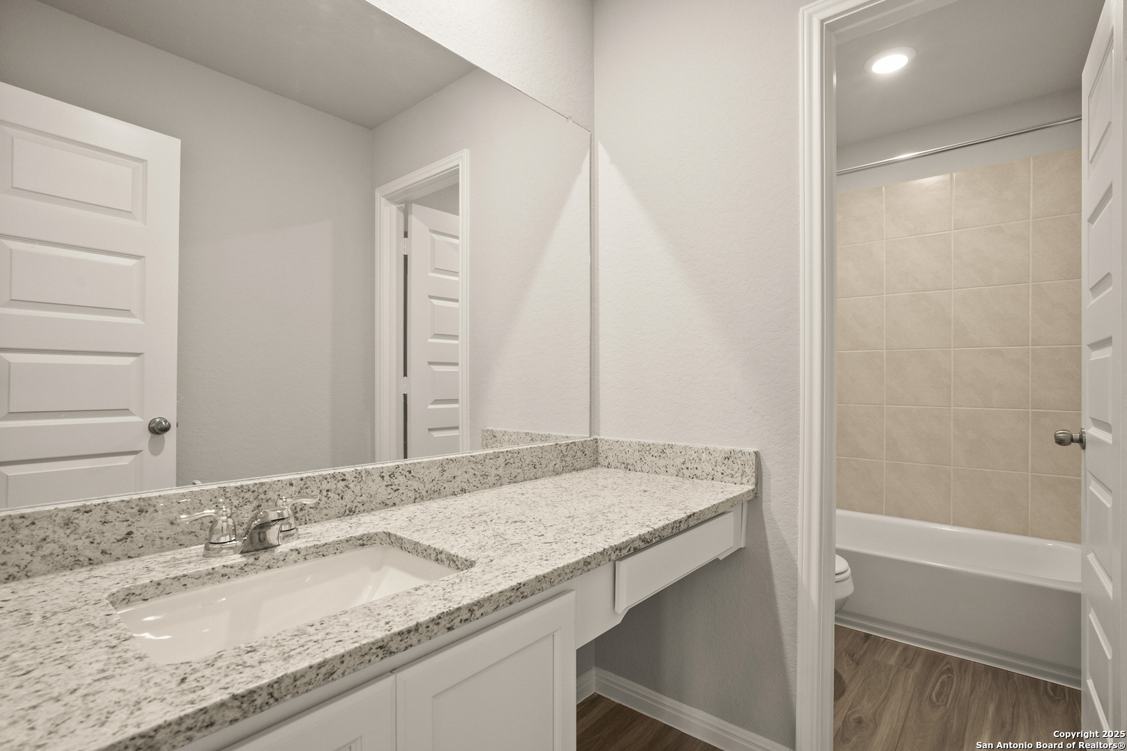 13813 Pinkston San Antonio TX 78252