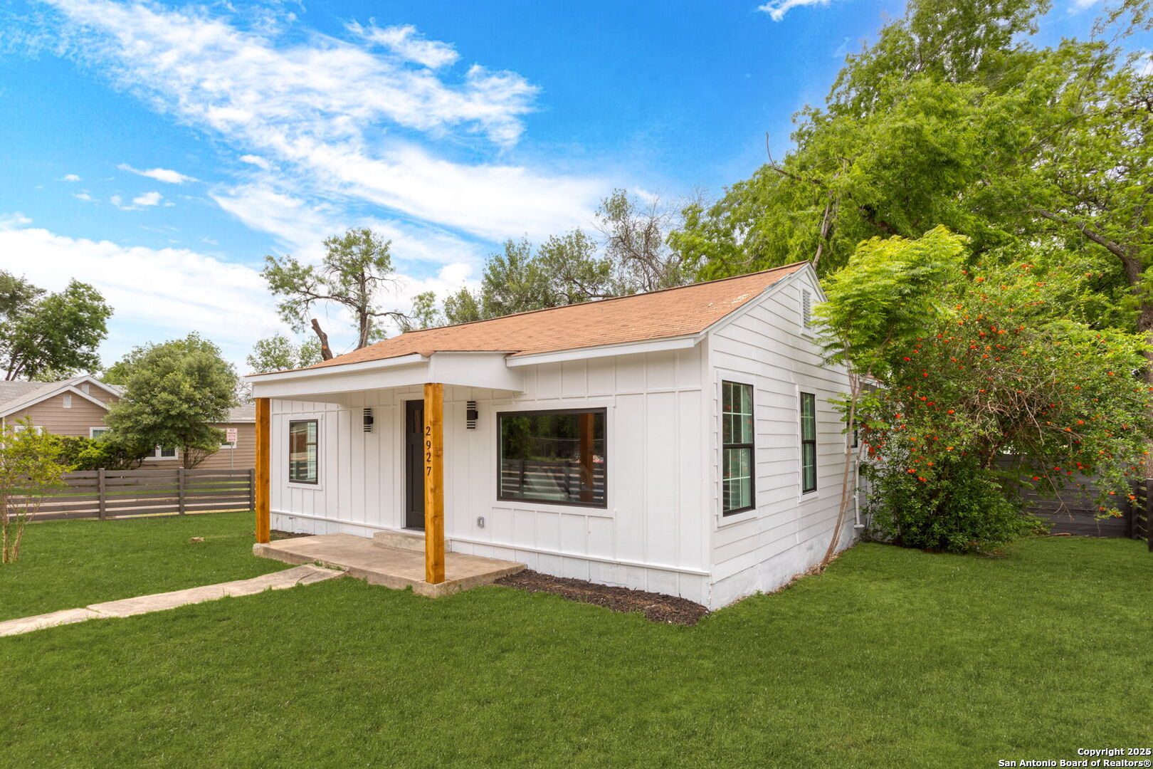 2927 New Braunfels San Antonio TX 78210