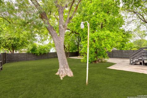 2927 New Braunfels San Antonio TX 78210