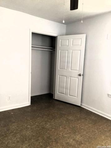 6223 Slate Valley Drive San Antonio TX 78242