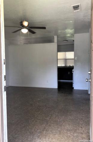 6223 Slate Valley Drive San Antonio TX 78242