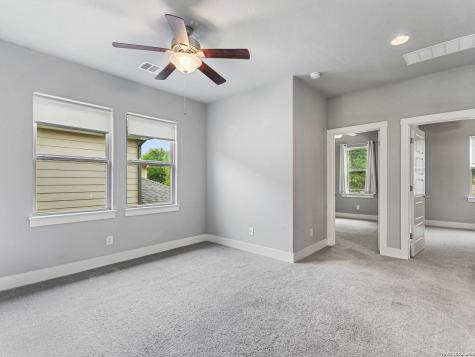 206 Ridgecrest Drive #16 San Antonio TX 78209