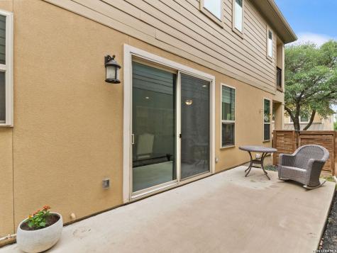206 Ridgecrest Drive #16 San Antonio TX 78209