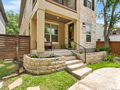 206 Ridgecrest Drive #16 San Antonio TX 78209