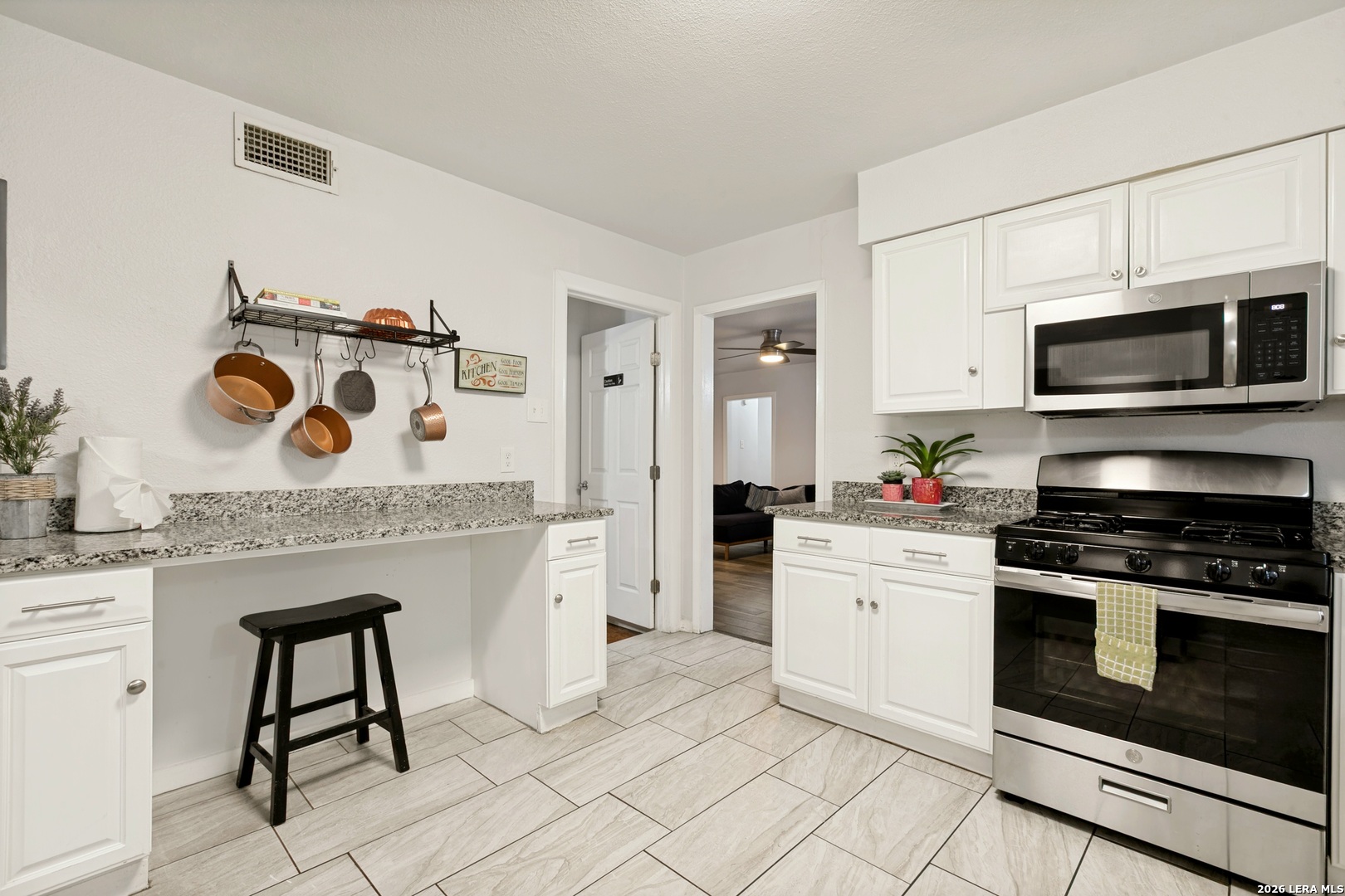 346 Shannon Lee San Antonio TX 78216