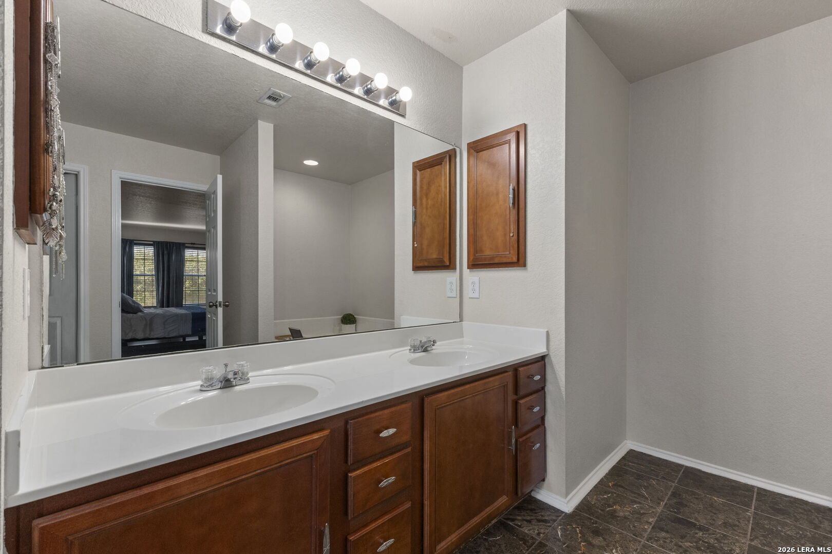 6521 Ashby Point Live Oak TX 78233