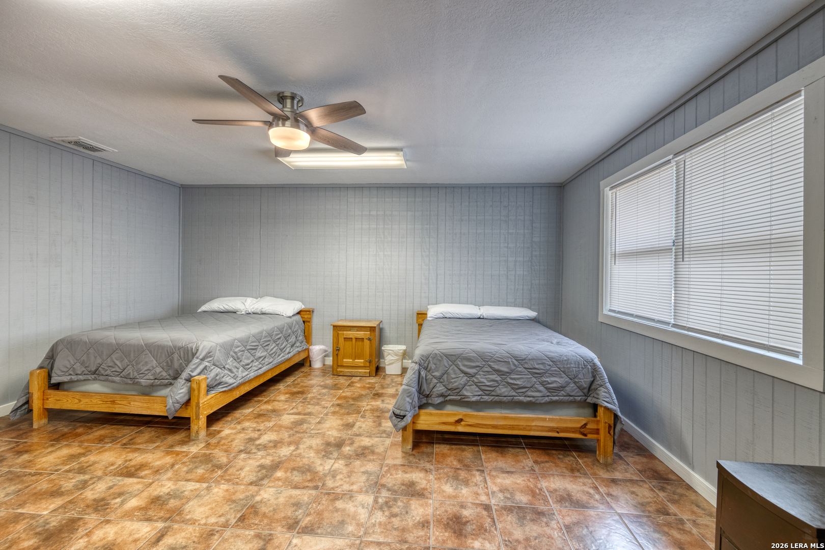 100 Pineview Concan TX 78838