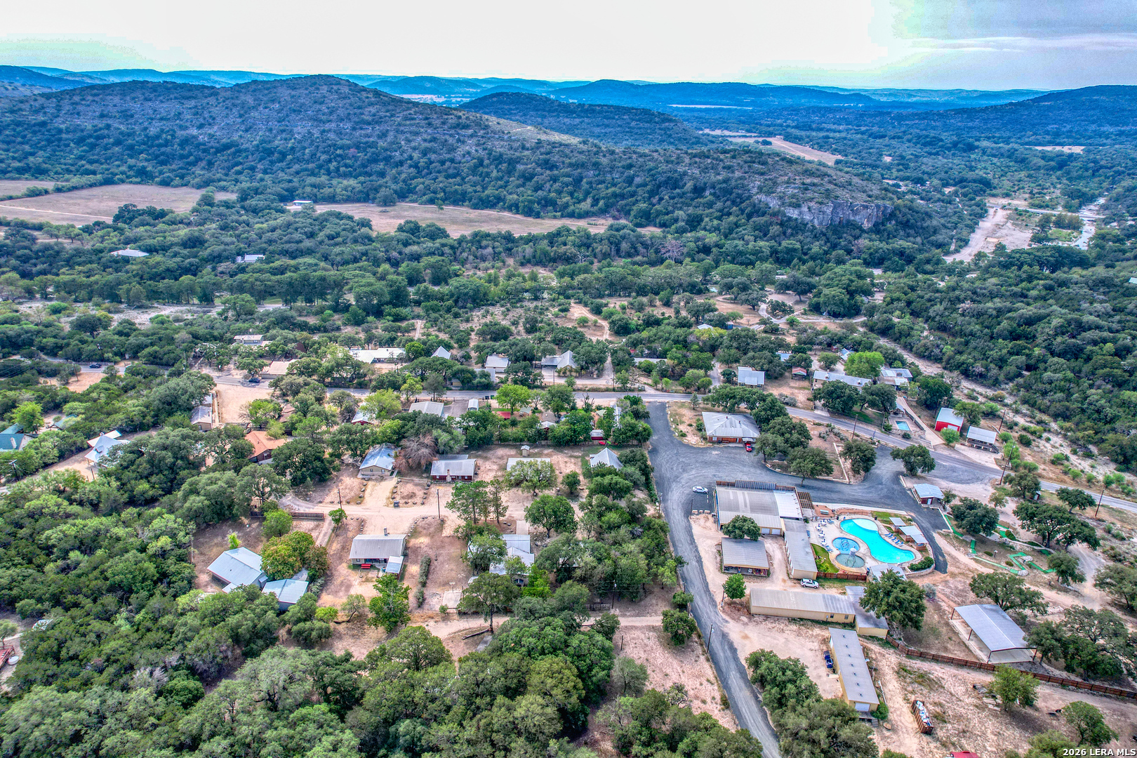 100 Pineview Concan TX 78838