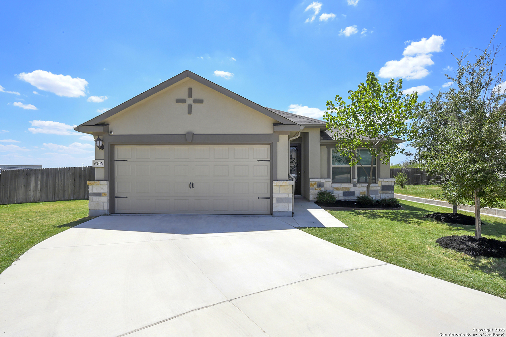6706 Dashmoor Creek San Antonio TX 78244