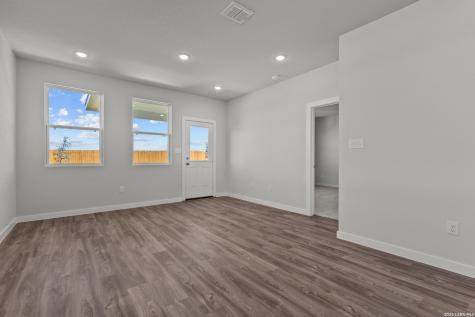 4325 Hobbiton Way New Braunfels TX 78130