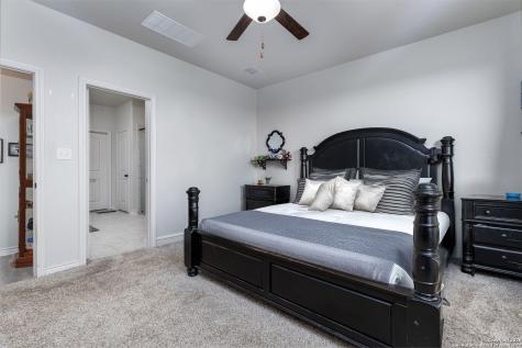8400 West Fm 140 Charlotte TX 78011