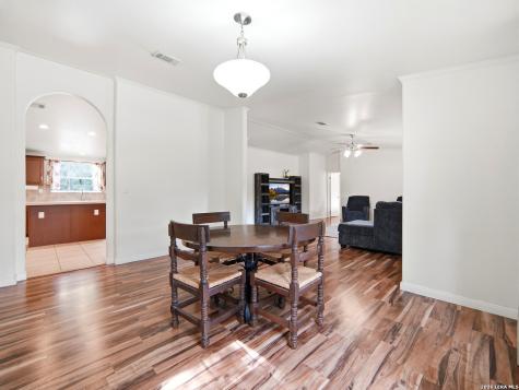 6267 County Road 251 Hondo TX 78861