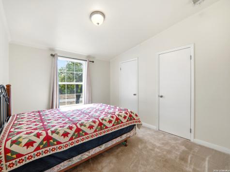 6267 County Road 251 Hondo TX 78861