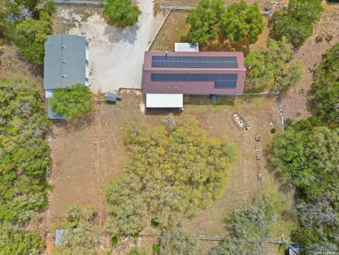 6267 County Road 251 Hondo TX 78861