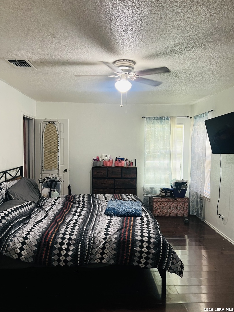9827 Autumn Silver San Antonio TX 78254