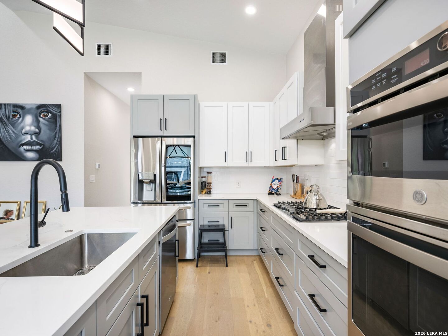 211 W Lubbock Street San Antonio TX 78204