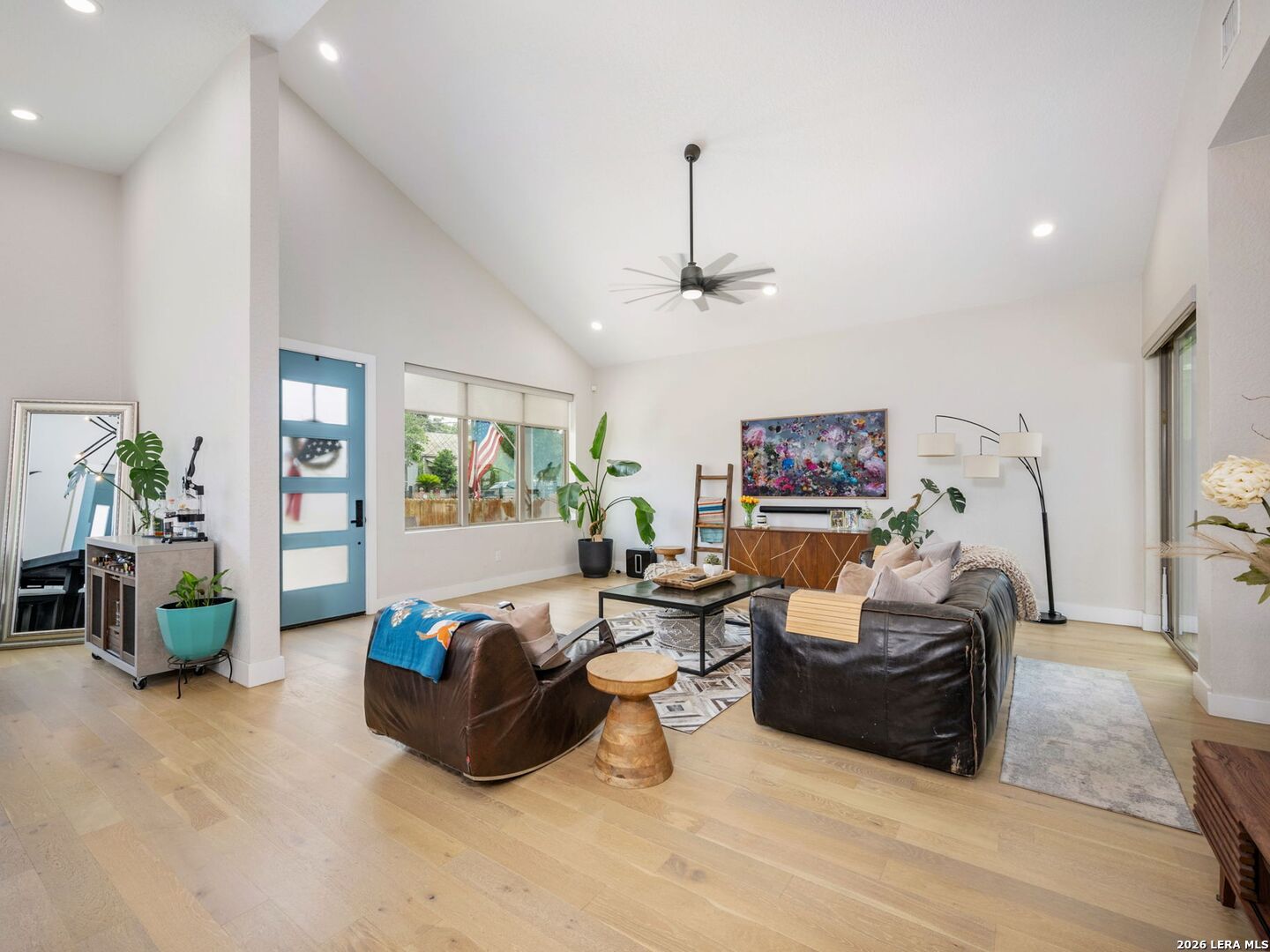 211 W Lubbock Street San Antonio TX 78204