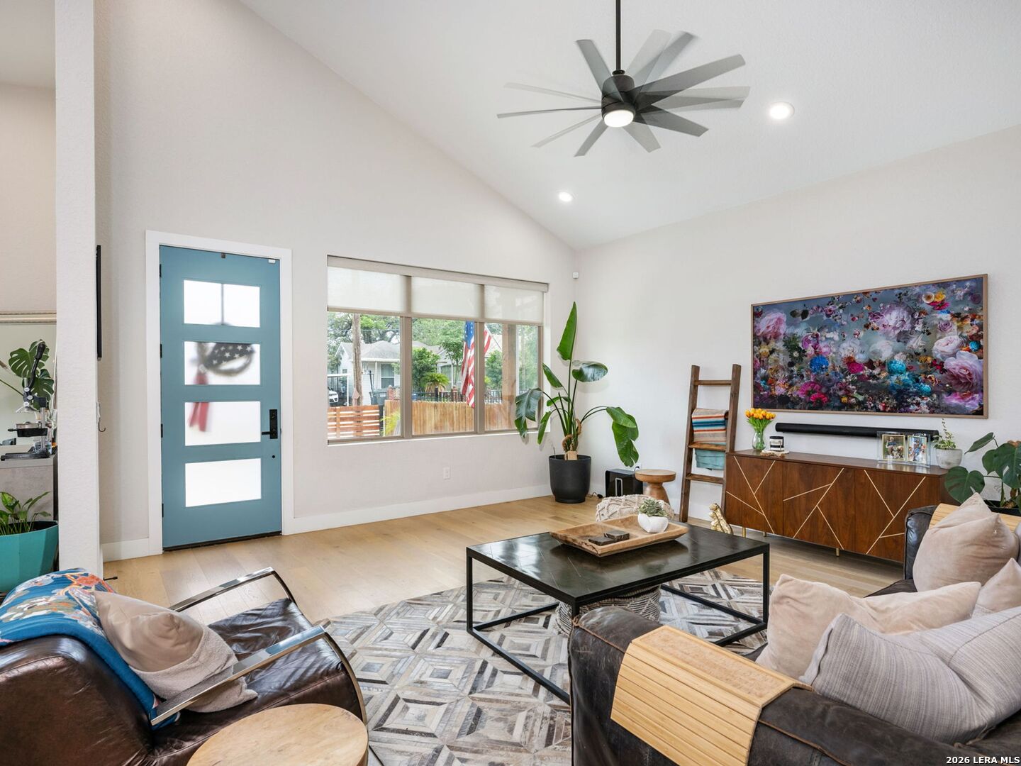 211 W Lubbock Street San Antonio TX 78204