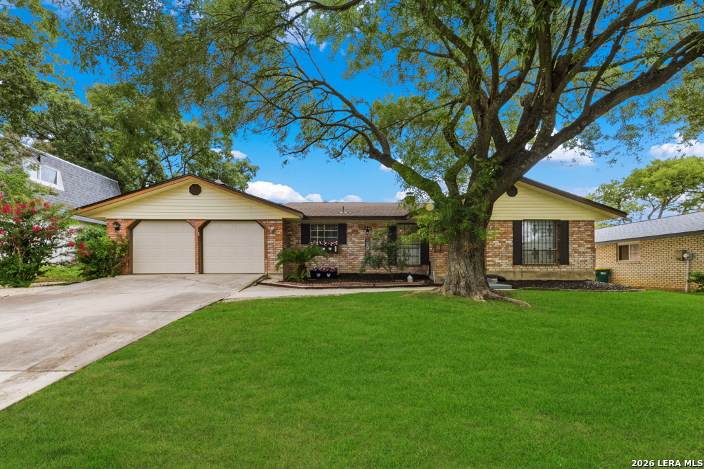 323 Madrid Universal City TX 78148