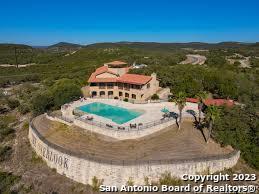 224 Private Road 1717 Mico TX 78056