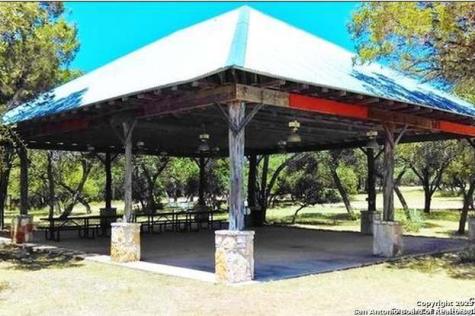 224 Private Road 1717 Mico TX 78056