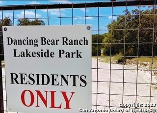 224 Private Road 1717 Mico TX 78056