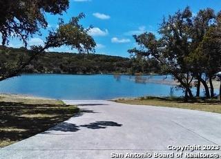 224 Private Road 1717 Mico TX 78056