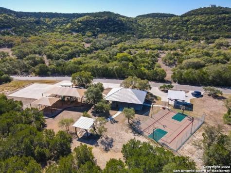 224 Private Road 1717 Mico TX 78056