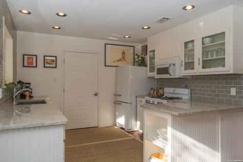 810 Oakwood San Marcos TX 78666