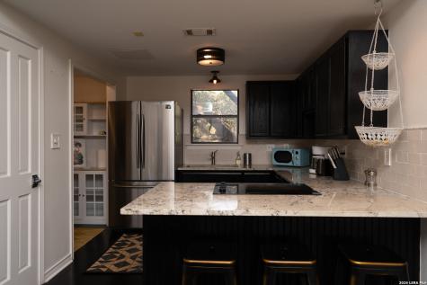 810 Oakwood San Marcos TX 78666
