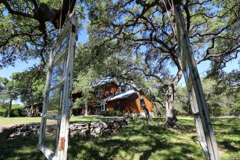 810 Oakwood San Marcos TX 78666