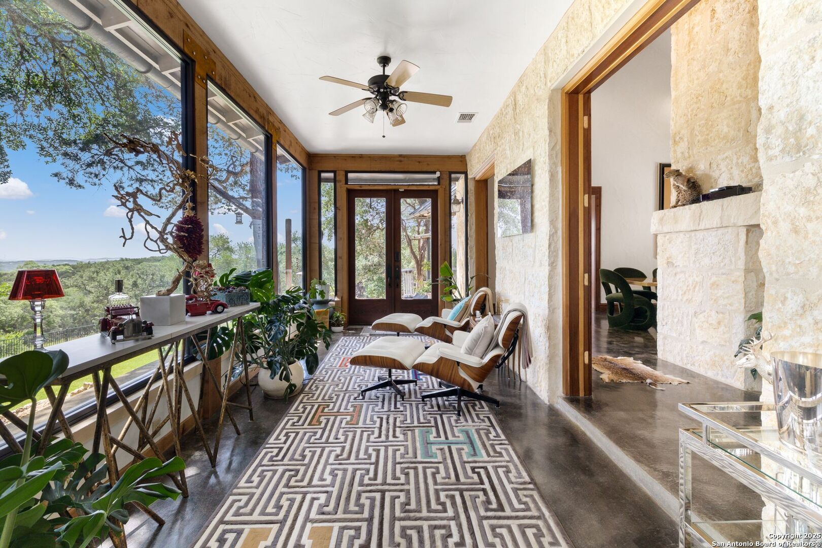 27170 Toutant Beauregard Boerne TX 78006