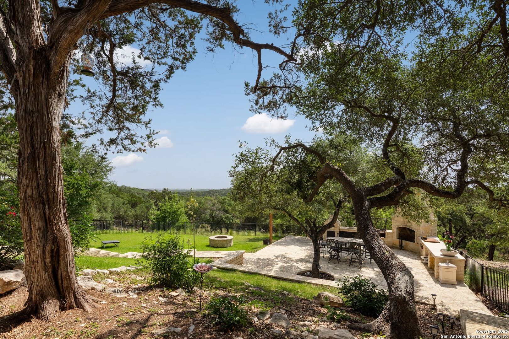 27170 Toutant Beauregard Boerne TX 78006