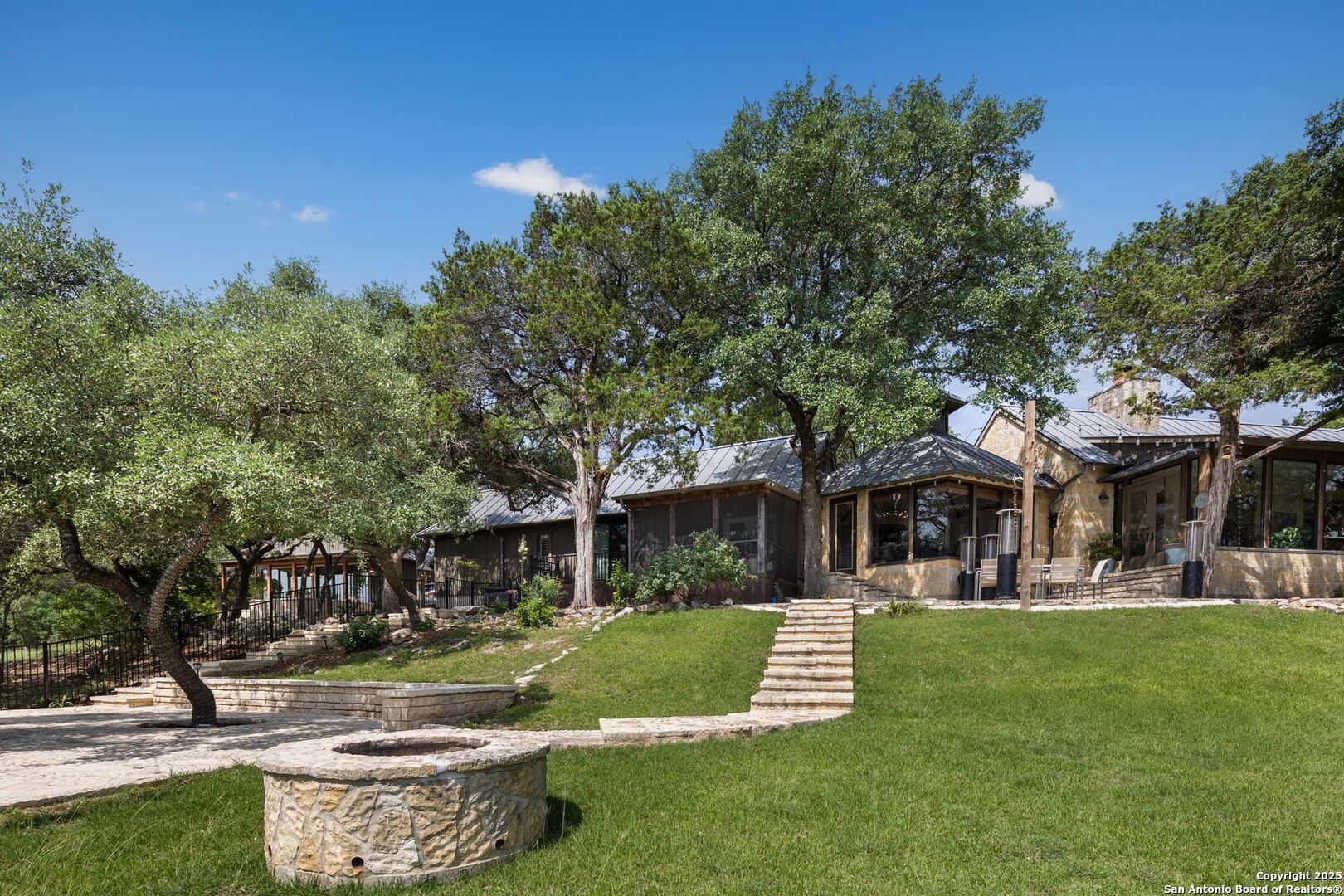 27170 Toutant Beauregard Boerne TX 78006