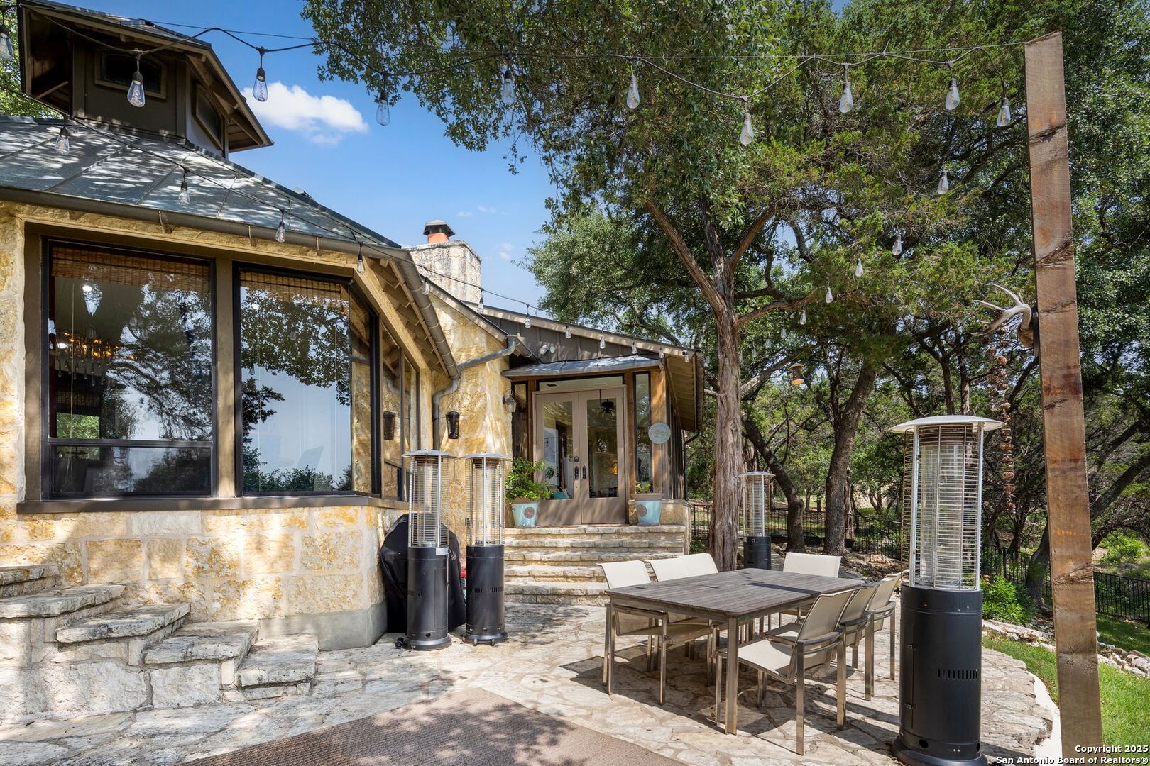 27170 Toutant Beauregard Boerne TX 78006