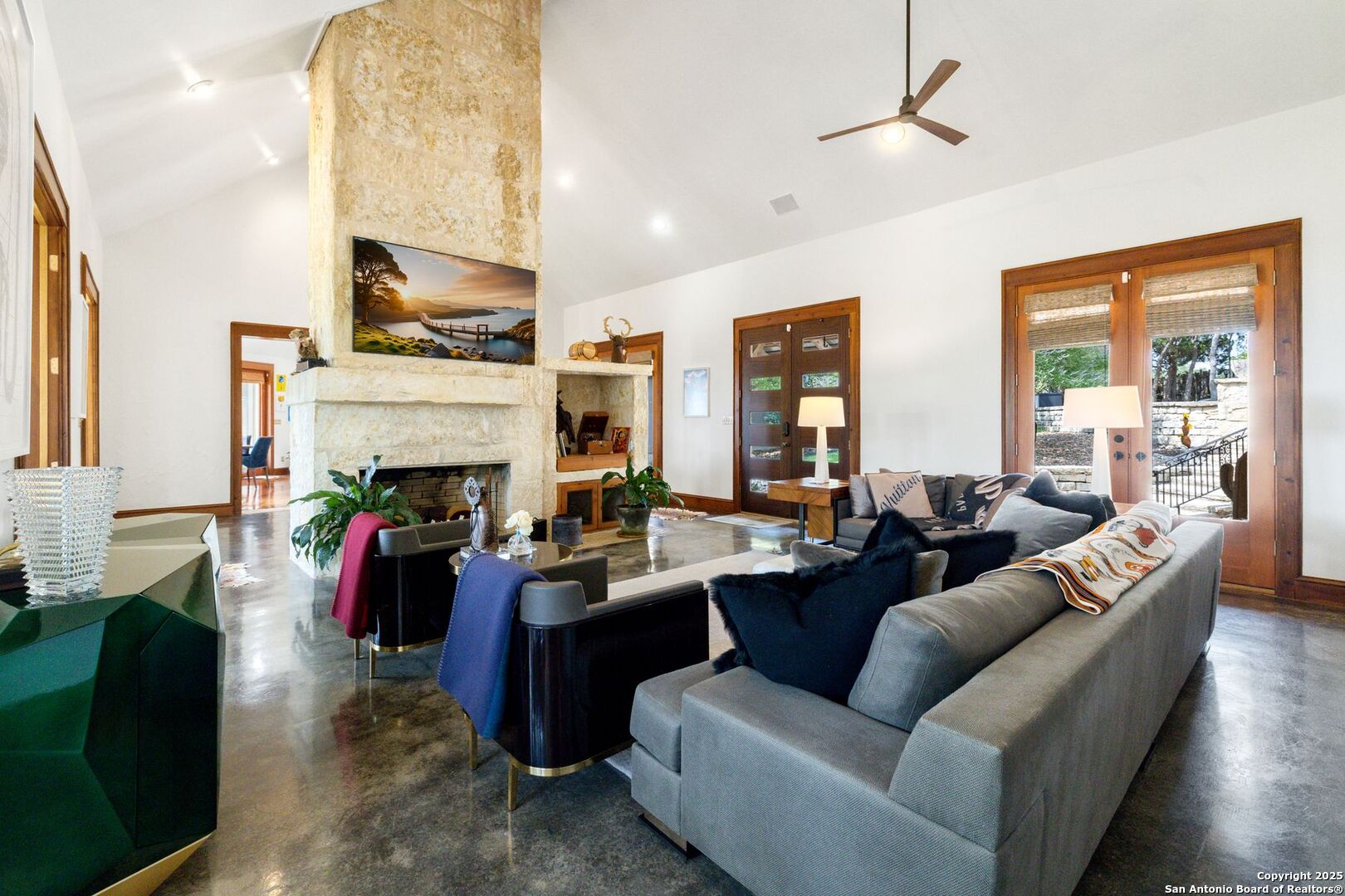 27170 Toutant Beauregard Boerne TX 78006