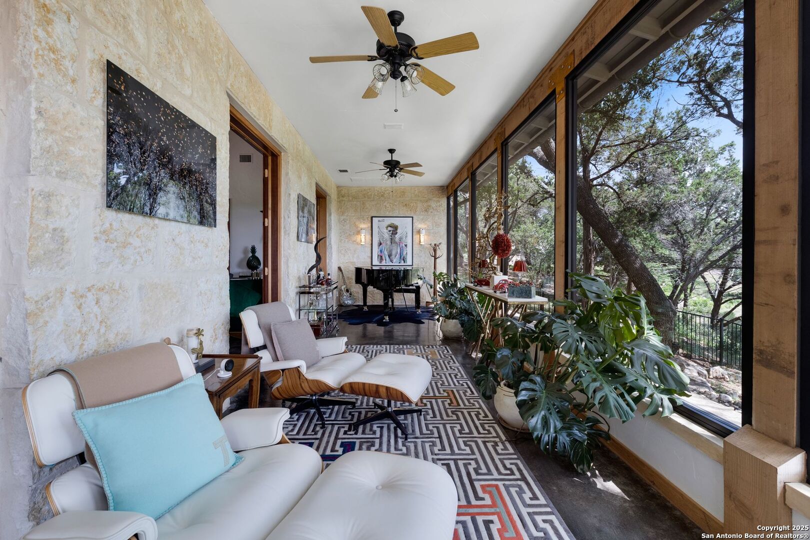 27170 Toutant Beauregard Boerne TX 78006