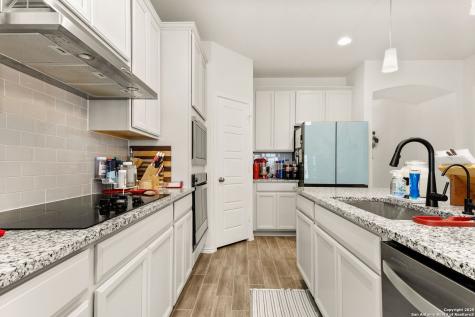 4012 Wild Bloom Seguin TX 78155