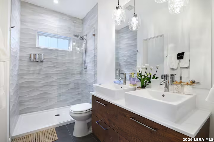 1138 Gibbs San Antonio TX 78202