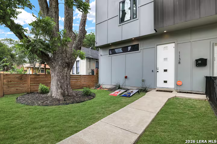 1138 Gibbs San Antonio TX 78202