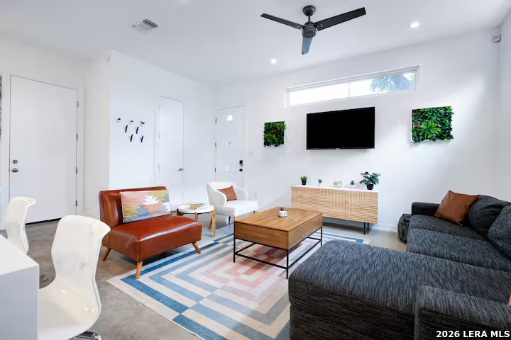 1138 Gibbs San Antonio TX 78202