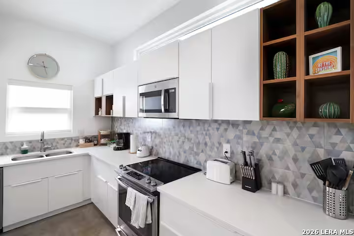 1138 Gibbs San Antonio TX 78202