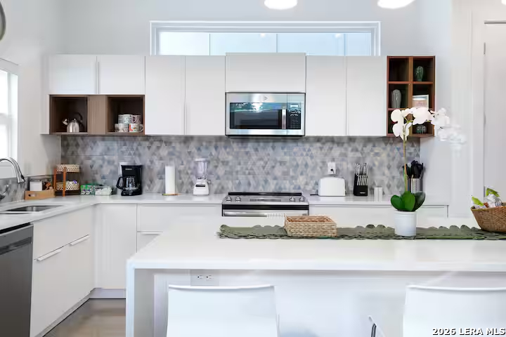 1138 Gibbs San Antonio TX 78202