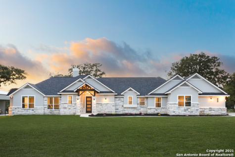 152 Hidden Pond Drive Adkins TX 78101