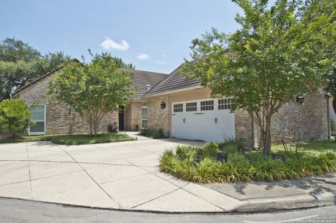 8 Kensington Court San Antonio TX 78218
